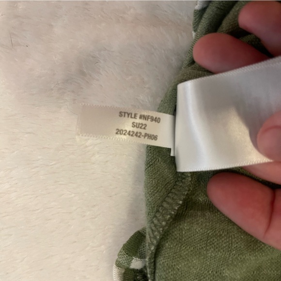 Madewell / Women's Puff Sleeve / Green White Knit Gingham Mini Dress / Medium - Picture 11 of 11